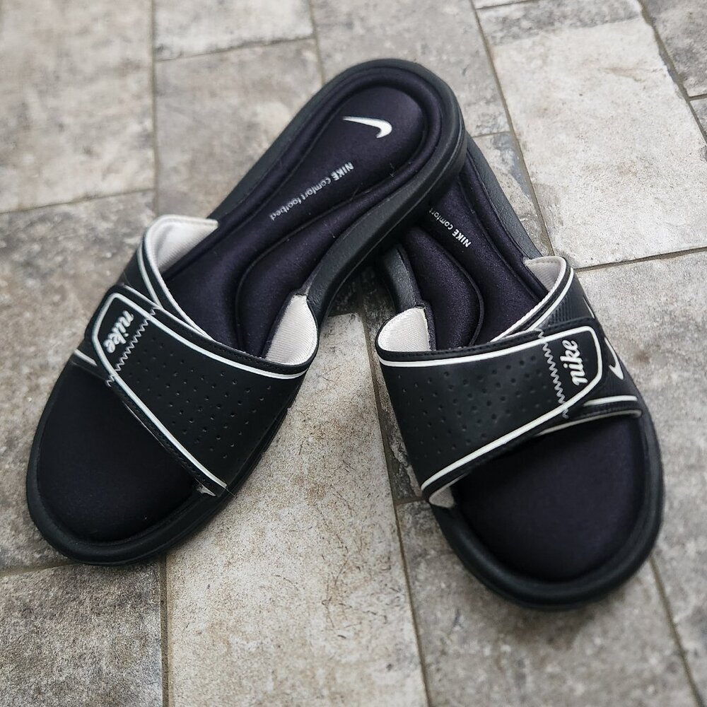 Nike Women's Comfort Footbed Slide Sandals